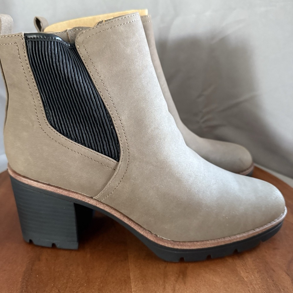 Naturalizer Womens Madalynn Gore‎ Chelsea Boots  11 Medium Water Repellant NEW